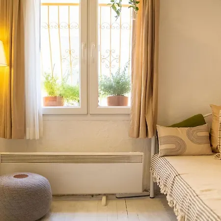 Eco-friendly House With Authentic Design In Urla Apartamento *