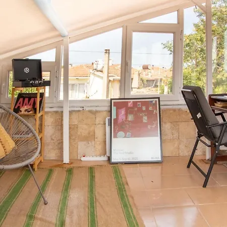 Eco-friendly House With Authentic Design In Urla *