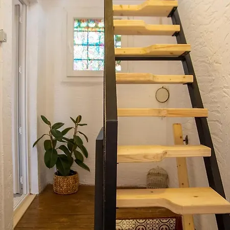 Eco-friendly House With Authentic Design In Urla *